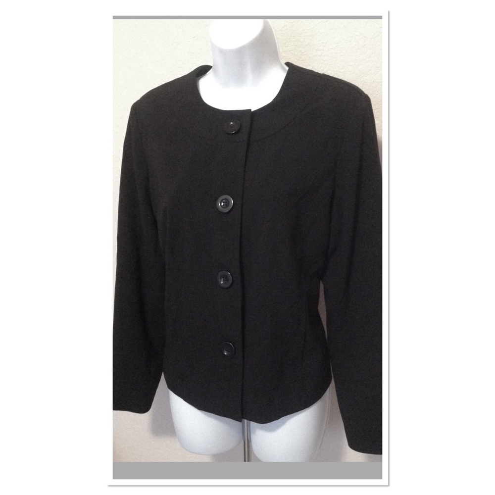 Chico's Black Retro Jacket Size 1 (8/10)